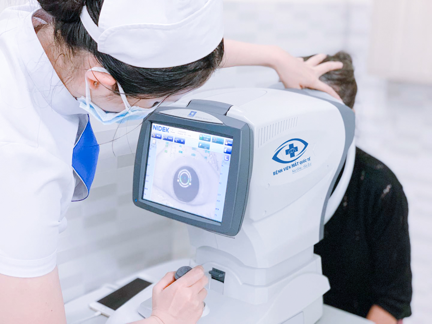 điều trị đục thuỷ tinh thể bằng phương pháp phaco