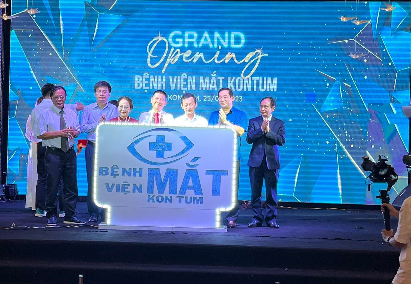 z4464324918539_6ca86304dd4d34da4b3b462b1a3dc264