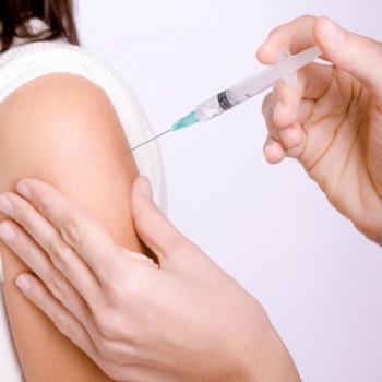 Tiêm trọn gói cho người lớn